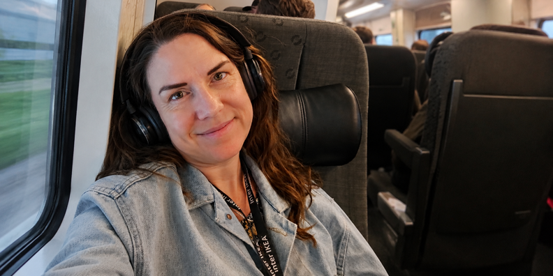 Lara commuting between Denmark and Sweden by train